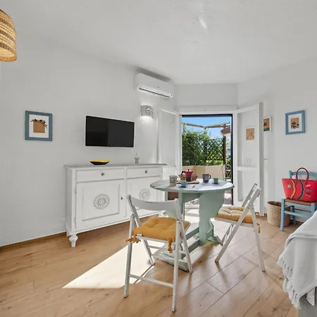Iris 5- Terza By Interhome Golfo Aranci