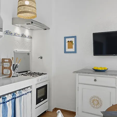 Iris 5- Terza By Interhome Lägenhet Golfo Aranci