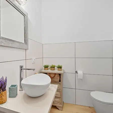 Iris 5- Terza By Interhome Daire Golfo Aranci